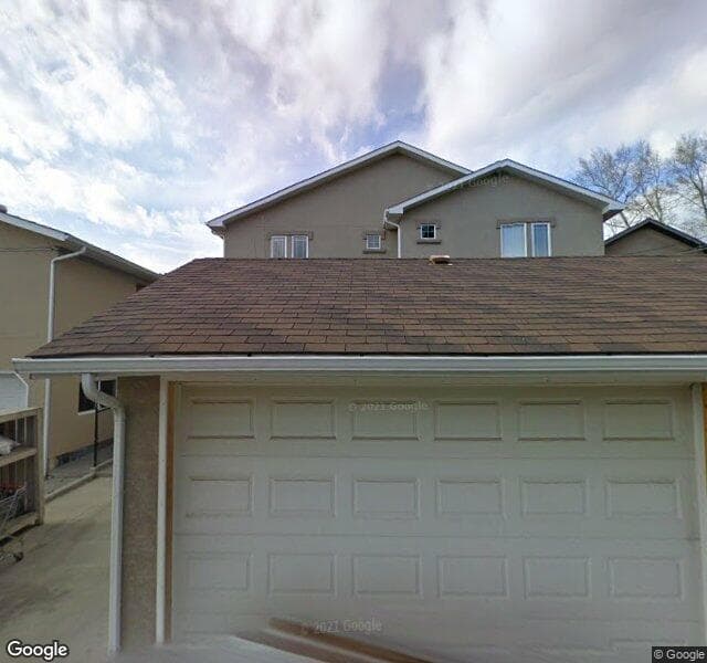 Street view of 264 21 Avenue NE, Calgary