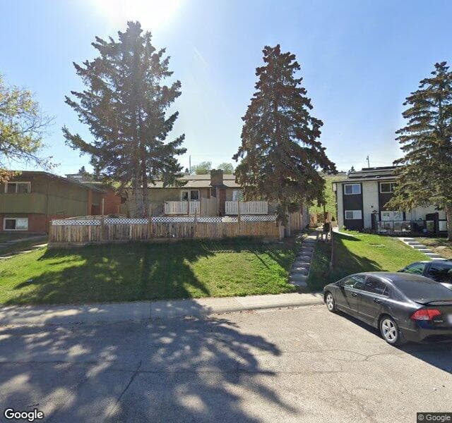 Street view of 123 Huntington Park Green NW, Calgary