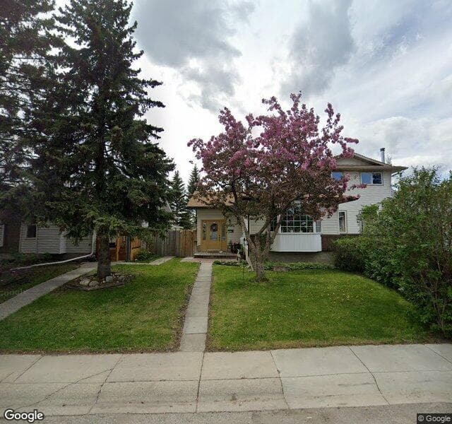 Street view of 552 Queensland Place SE, Calgary