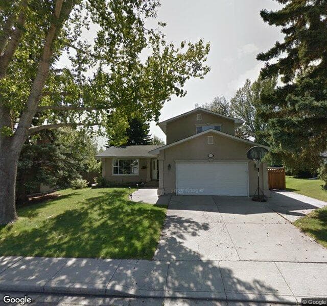 Street view of 1537 Varsity Estates Drive NW, Calgary
