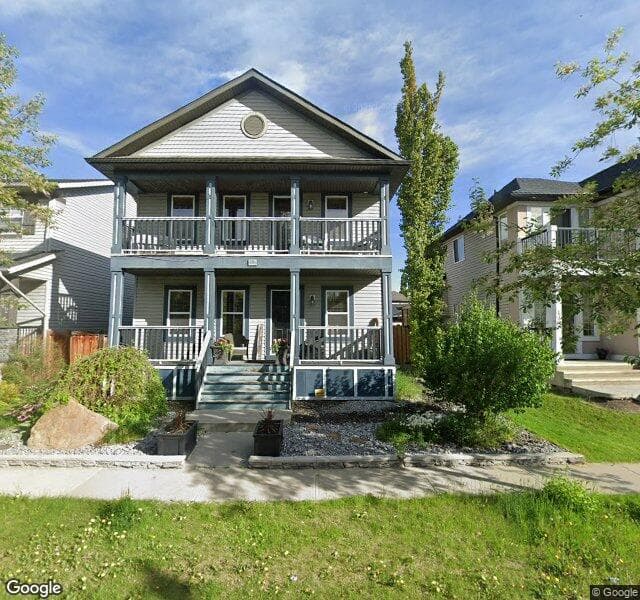 Street view of 126 Elgin Terrace SE, Calgary