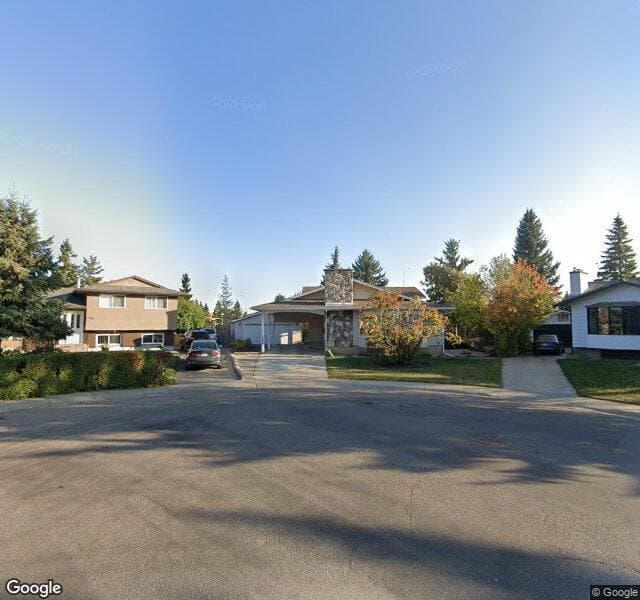 Street view of 227 Oakridge Place SW, Calgary