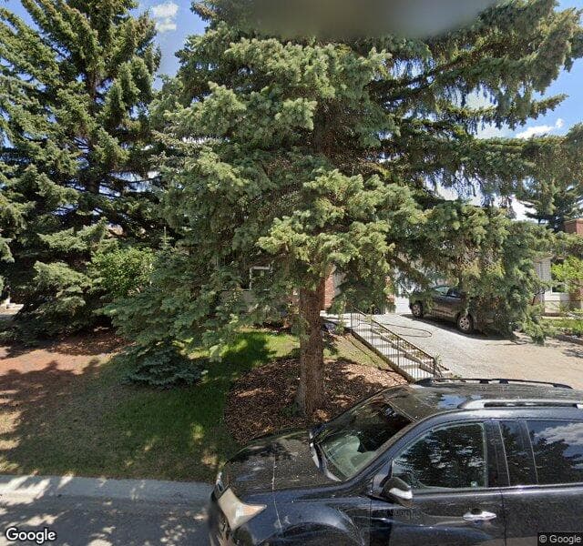 Street view of 5512 Dalhart Hill NW, Calgary