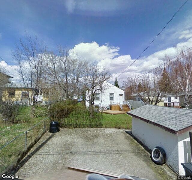 Street view of 831 19 Avenue NW, Calgary