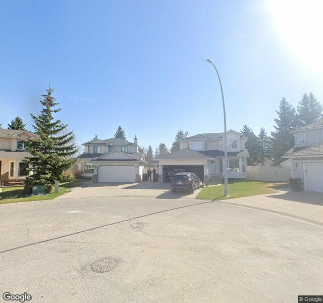 Street view of 424 Diamond Bay SE, Calgary