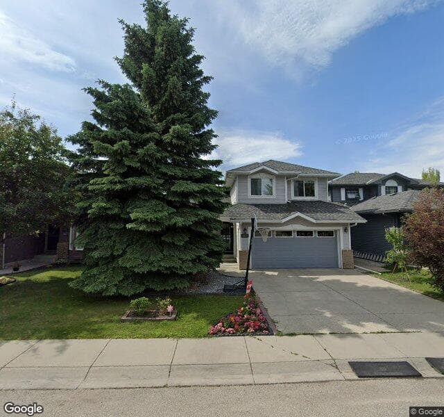 Street view of 1371 Sunvista Way SE, Calgary