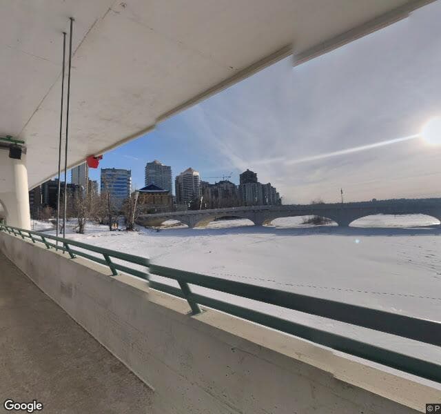 Street view of 570-310 8 Street SW, Calgary