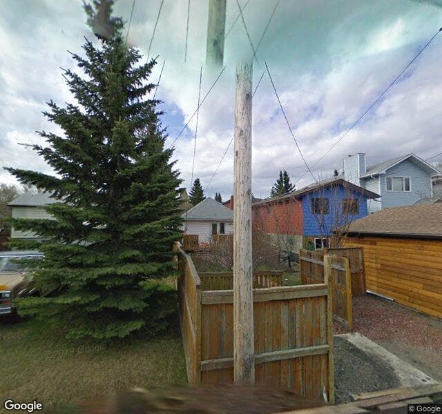 Street view of 220 26 Avenue NE, Calgary
