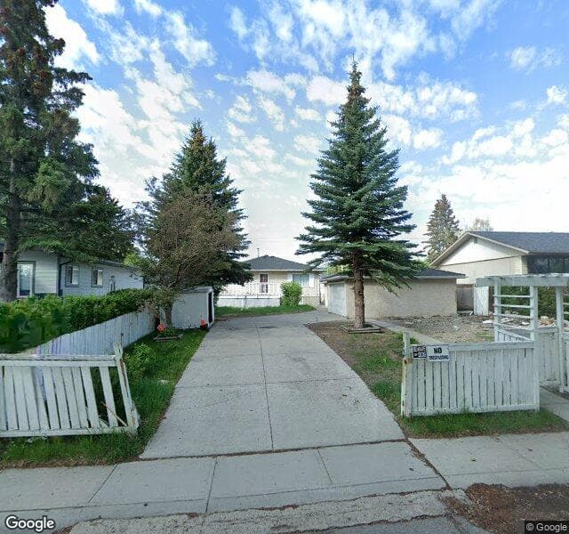 Street view of 4815 Vienna Drive NW, Calgary