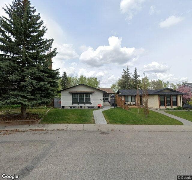 Street view of 32 Midcrest Rise SE, Calgary