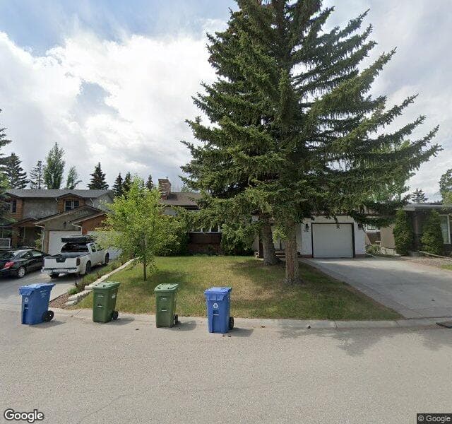 Street view of 5231 Dalcroft Crescent NW, Calgary
