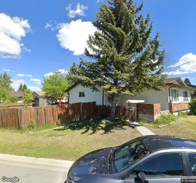 Street view of 152 Rundleson Place NE, Calgary