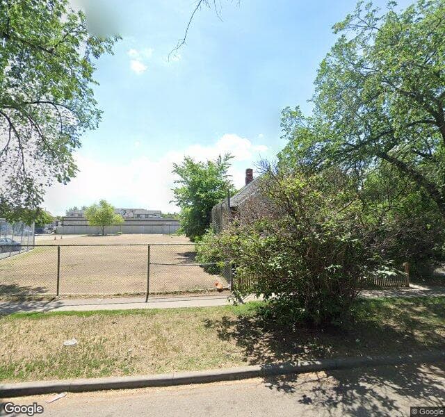 Street view of 629 2 Avenue NE, Calgary