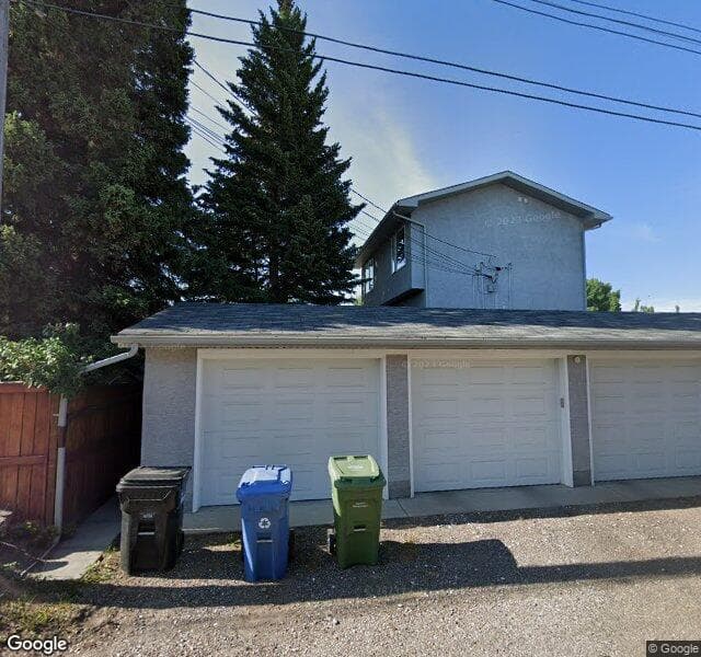 Street view of 426 37 Avenue NW, Calgary