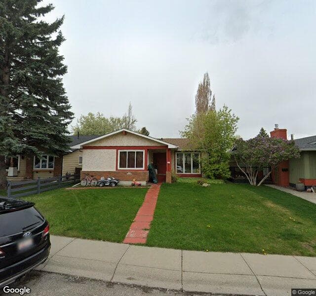 Street view of 11 Sunhurst Court SE, Calgary