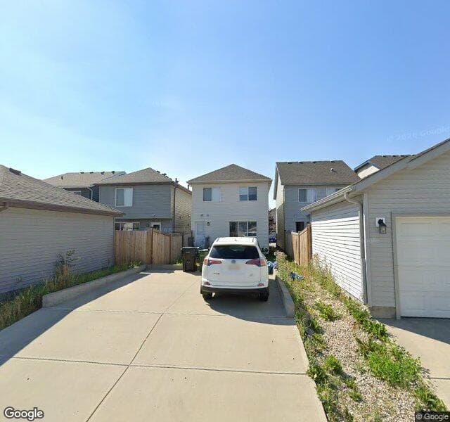 Street view of 816 Eagleson Link NW, Edmonton