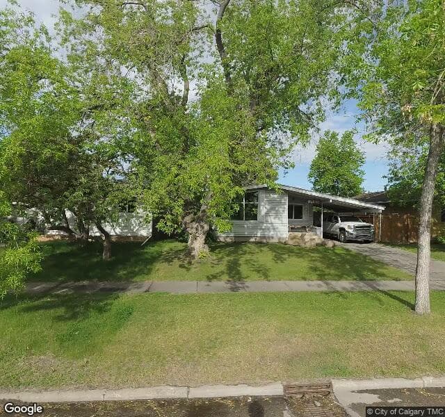 Street view of 9511 Fairmount Drive SE, Calgary