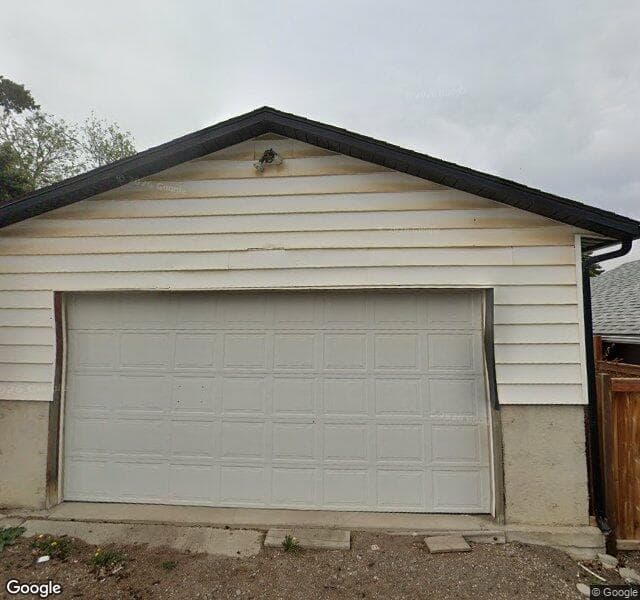 Street view of 1031 Hunterdale Place NW, Calgary