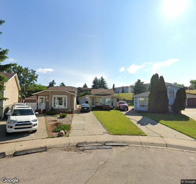 Street view of 147 Hyndman Crescent NW, Edmonton