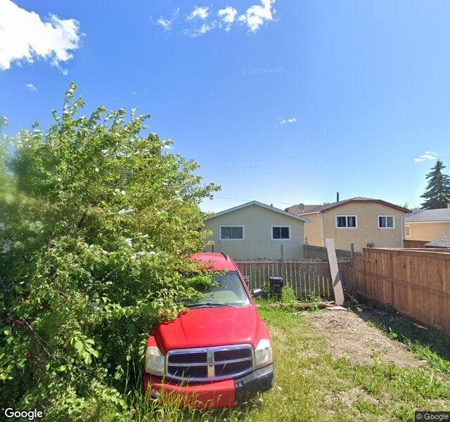 Street view of 207 Kiniski Crescent NW, Edmonton