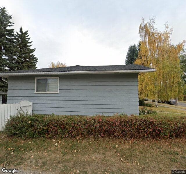 Street view of 1044 96 Avenue SW, Calgary