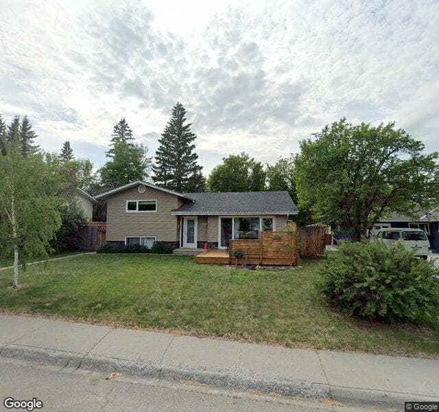 Street view of 335 40 Street SW, Calgary