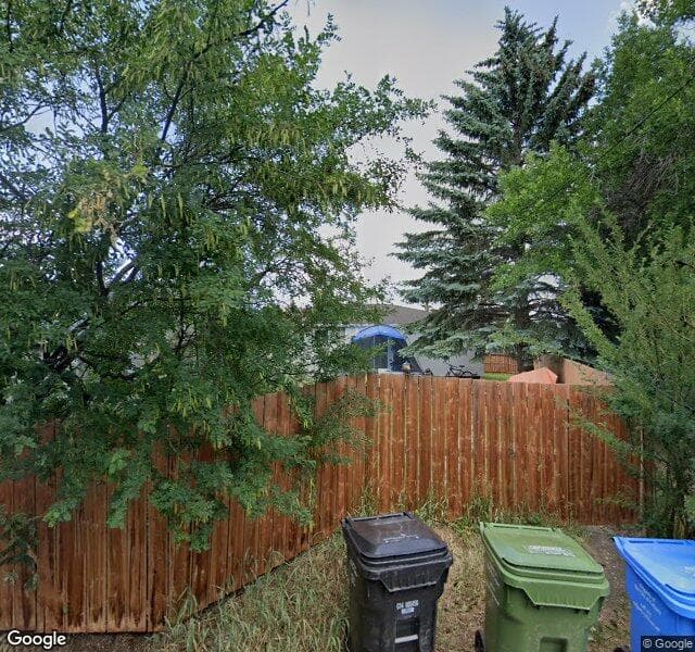 Street view of 927 Raynard Crescent SE, Calgary