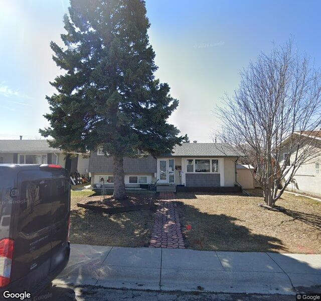Street view of 515 Queen Alexandra Way SE, Calgary