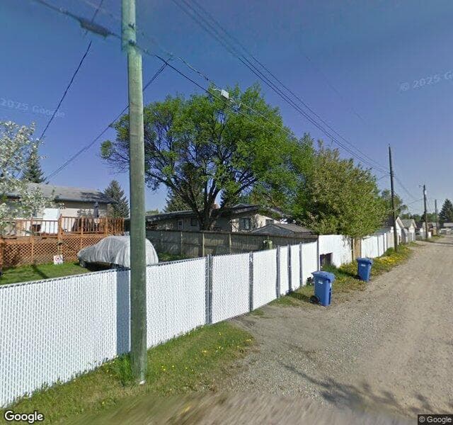 Street view of 632 55 Street SE, Calgary