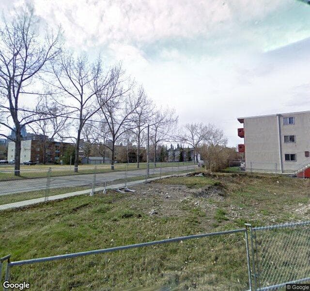 Street view of 616 3 Avenue NW, Calgary