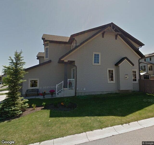 Street view of 140 Everoak Park SW, Calgary