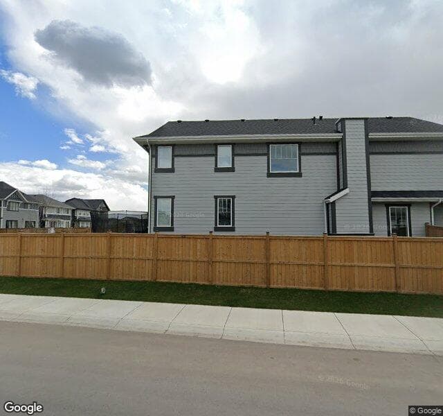 Street view of 92 Magnolia Gardens SE, Calgary