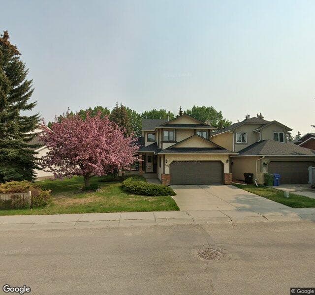 Street view of 305 Edgebank Circle NW, Calgary