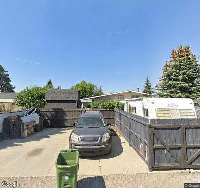 Street view of 620 Meota Road NE, Calgary
