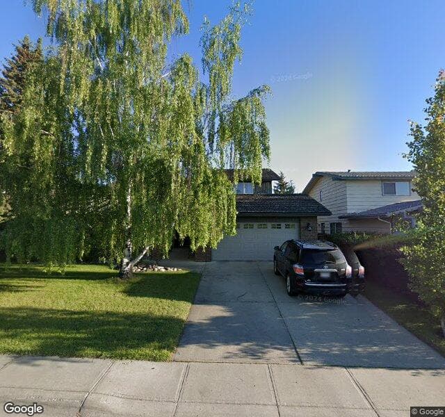 Street view of 3512 Oakwood Drive SW, Calgary