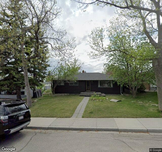 Street view of 523 Thornhill Place NW, Calgary