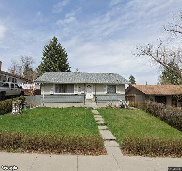 Street view of 708 Seymour Avenue SW, Calgary