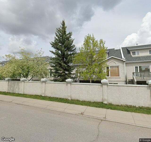 Street view of 105 Sunlake Gardens SE, Calgary