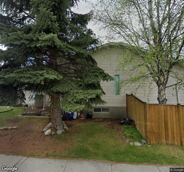 Street view of 33 Shawinigan Road SW, Calgary
