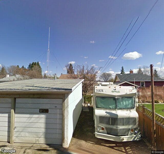 Street view of 427 14 Avenue NE, Calgary