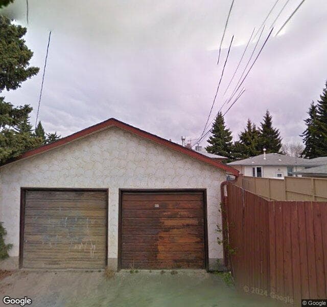 Street view of 937 40 Street SW, Calgary