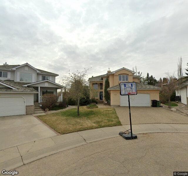 Street view of 527 Pardee Bay NW, Edmonton