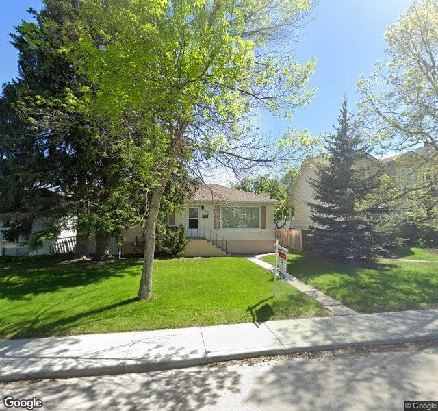 Street view of 607 29 Avenue NW, Calgary