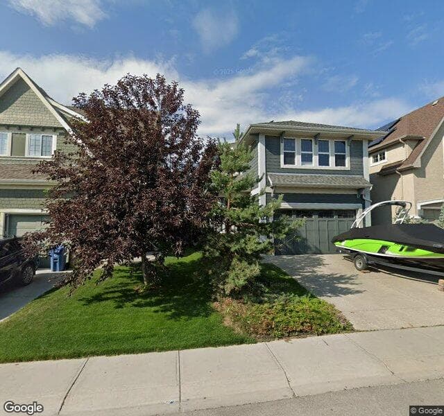 Street view of 17 Mahogany View SE, Calgary