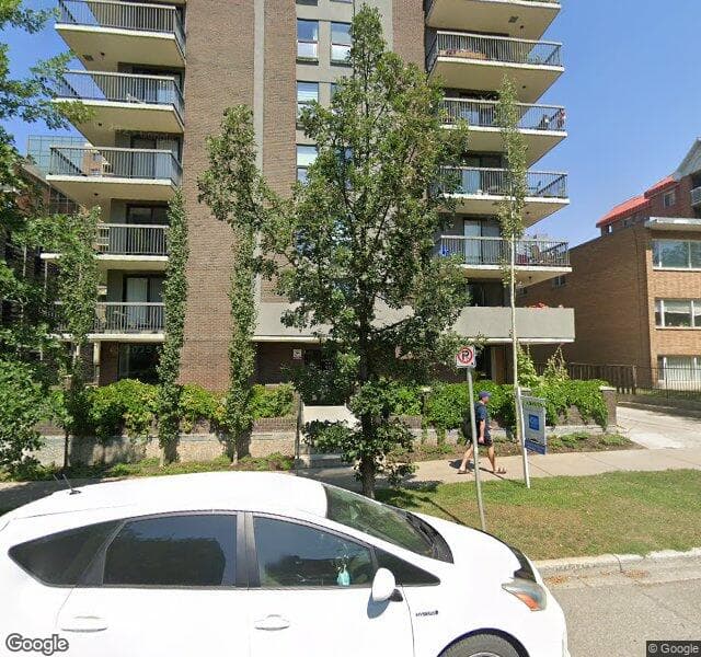 Street view of 302-616 15 Avenue SW, Calgary