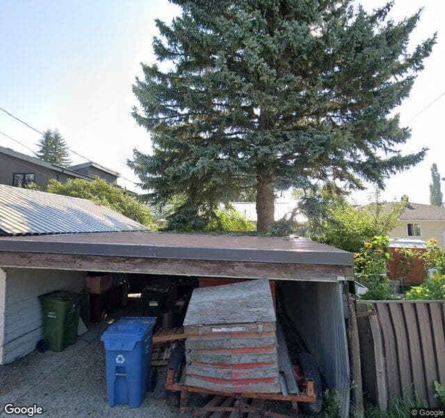 Street view of 4507 17 Street SW, Calgary