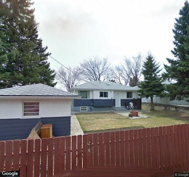 Street view of 216 Hawthorn Drive NW, Calgary