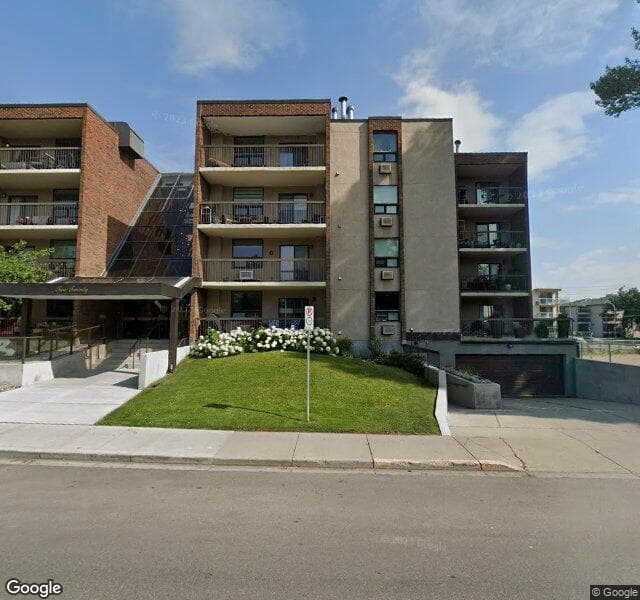 Street view of 403-220 26 Avenue SW, Calgary