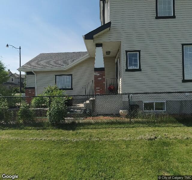 Street view of 440 Cresthaven Place SW, Calgary