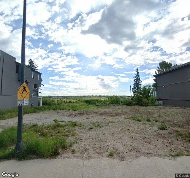 Street view of 2222 8 Street NE, Calgary